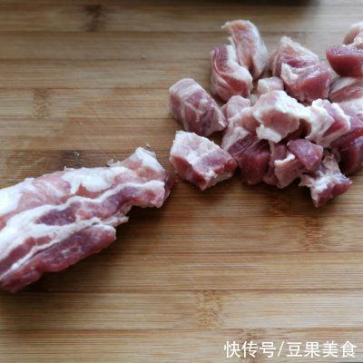 这道木耳红烧肉太销魂，同事吃过都找我要菜谱