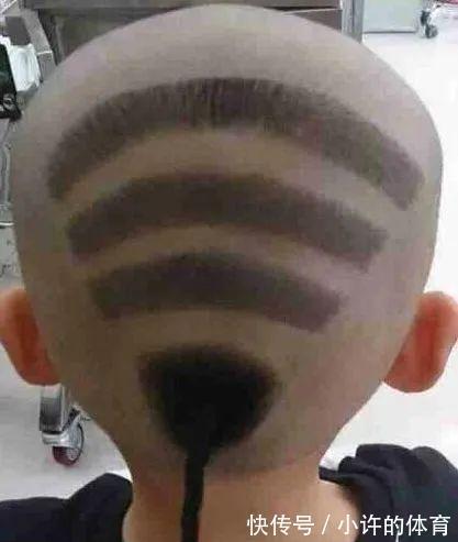 |搞笑GIF:我都出来二十多年了,你外婆也没找过我!