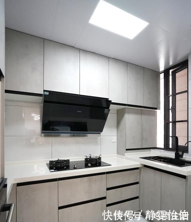 视觉感|装修就学她家,舍弃电视柜后,不仅空间感增加了,还非常大气