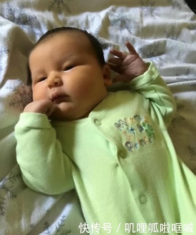 生下|美国女子生下重达13斤的“巨婴”,个头如同半岁的婴儿