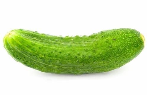 购买黄瓜时，该挑直的还是弯的老菜农记住这几点，就不会买错