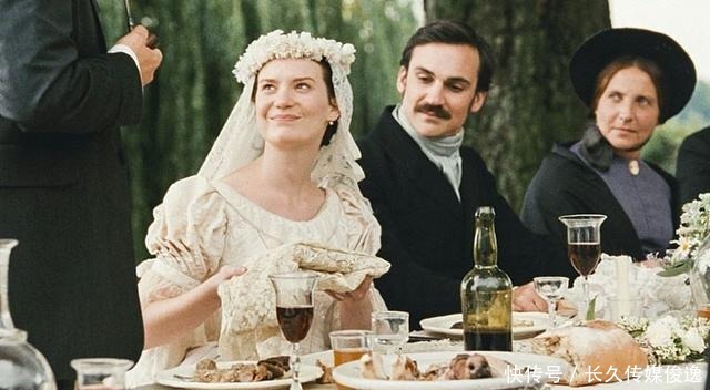 德国心理学家:时间越长,性生活满意度越低,女人对温柔需求更大