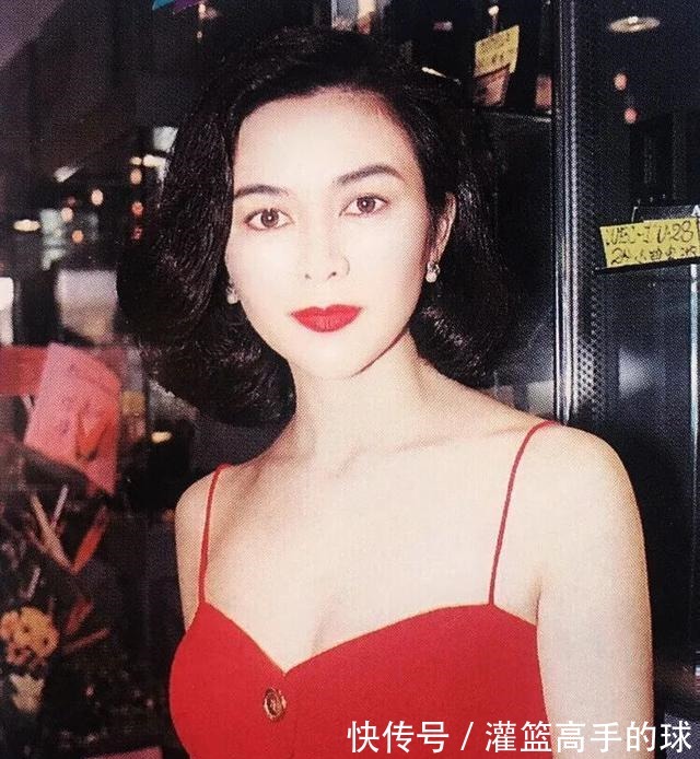 红色|完形填空从90年代火到21世纪的是____的长裙和____的头发!