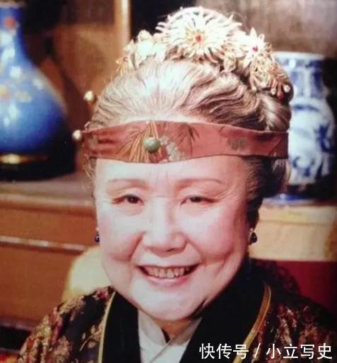 李嬷嬷#冷眼看红楼:李嬷嬷为什么独骂袭人?她是欺软怕硬还是替人行诛?