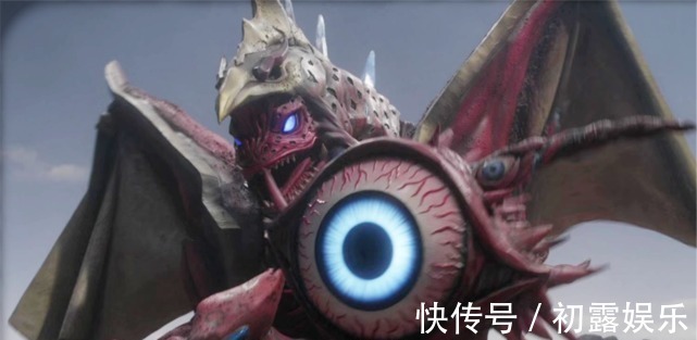 五帝王|奥特曼自制版机甲五帝王,眼Q成装甲盾牌,8翼翅膀诠释霸气