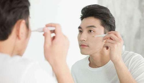 记忆力|男性50岁后,早起若还有这4种表现,让人羡慕,身体还很年轻呢!