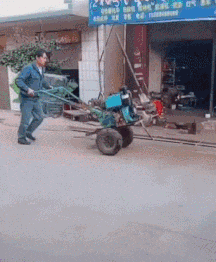 |搞笑GIF趣图:这结婚的时间已经到了啊!快点走吧