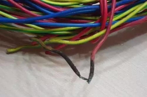 开槽|搞装修的老舅:掌握这份水电改造宝典,专业水电工也要敬你三分