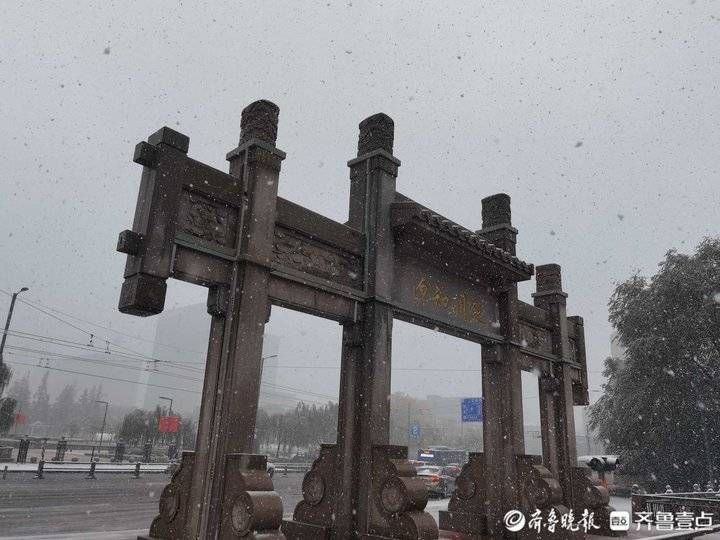 趵突泉|初雪降临泉城！趵突泉雪景大片美爆啦