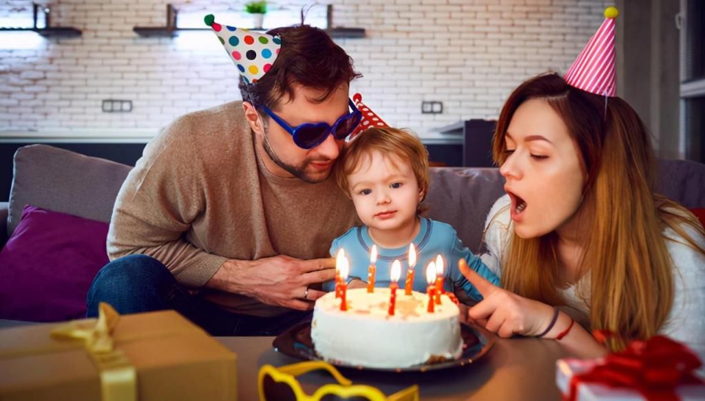 阳历|孩子生日以农历为准，还是阳历？家长别吵吵了，看看这两个最优解