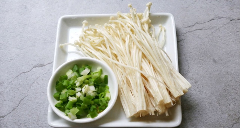 番茄酱|面条这样做，一碗不够吃！懒人也能快手做番茄肥牛浓汤面