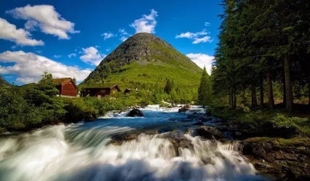 折槛|烟雨夜读 折槛朱云头未白