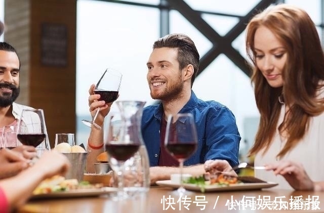 戒酒|每天喝二两白酒的人和滴酒不沾的人,哪种益于长寿多数人搞错了