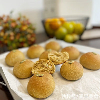 烤箱版全麦餐包，减脂减肥最佳主食