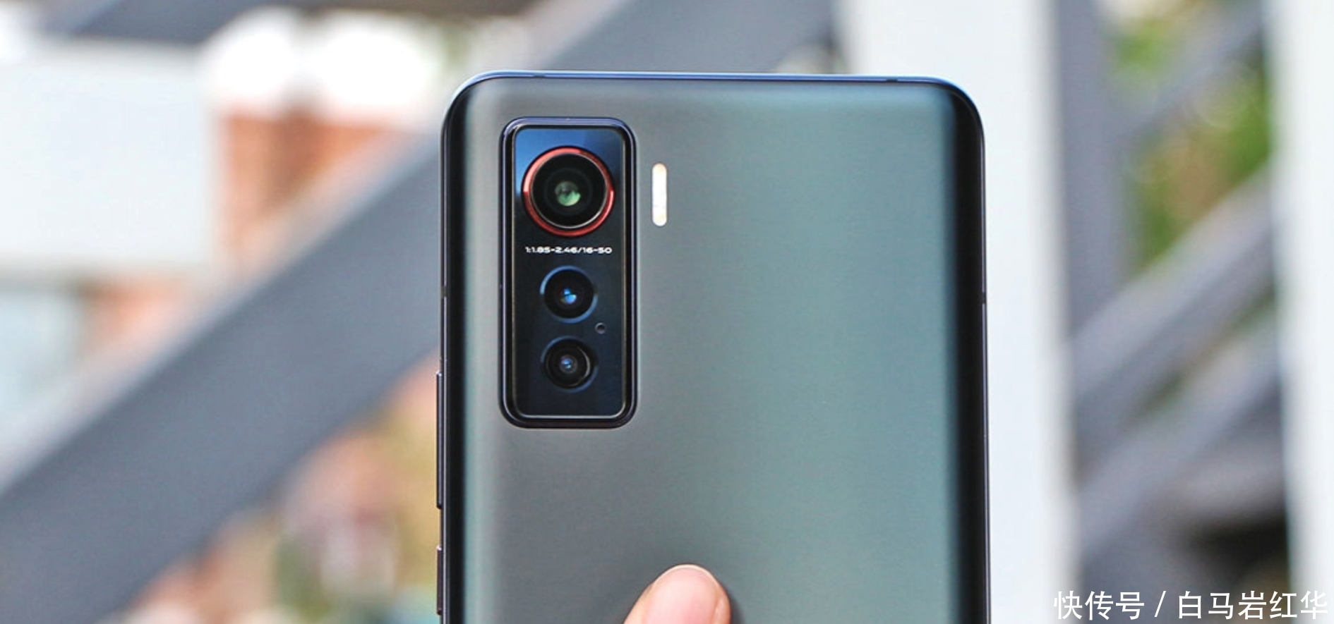 直降|直降468！全靠友商陪衬！iQOO5：还愣着干嘛！