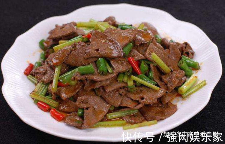 蒜片|美食推荐辣子鸡中翼、椒盐小黄鱼、芹菜炒猪肝、豆豉干葱鸡球