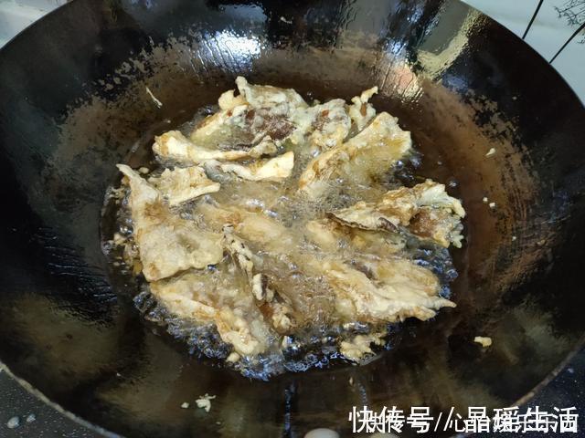 平菇|饭馆里“最脏”的一道菜,厨师下馆子从不点,很多人却都爱吃