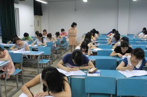 进入大学后要“学会做人”，别给辅导员增添烦恼，否则大学不好过