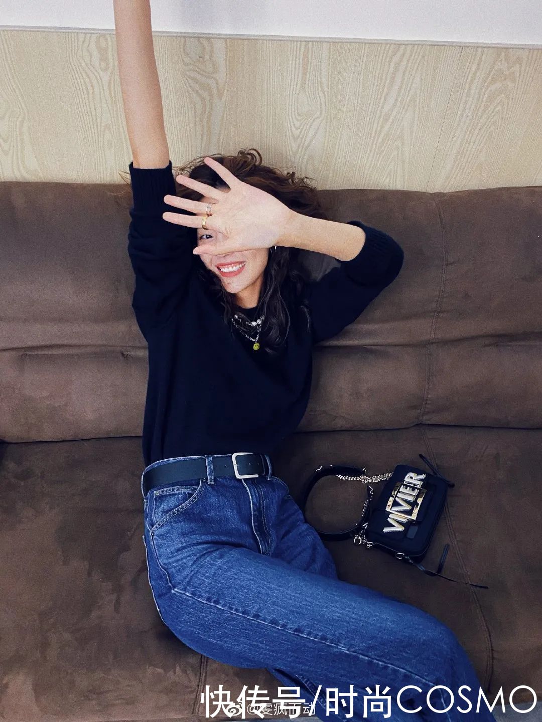 设计师刘雯再上线，这次实穿性5颗星|时髦办 |女生一定要知道的高级感香水，你懂的\＂,\＂i10\＂:\＂美人计