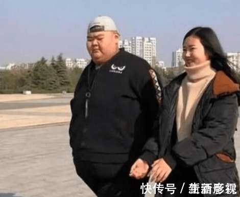 宝贝儿|把胃切掉一半，一年狂瘦400斤，史上第一胖的他，如今让人羡慕