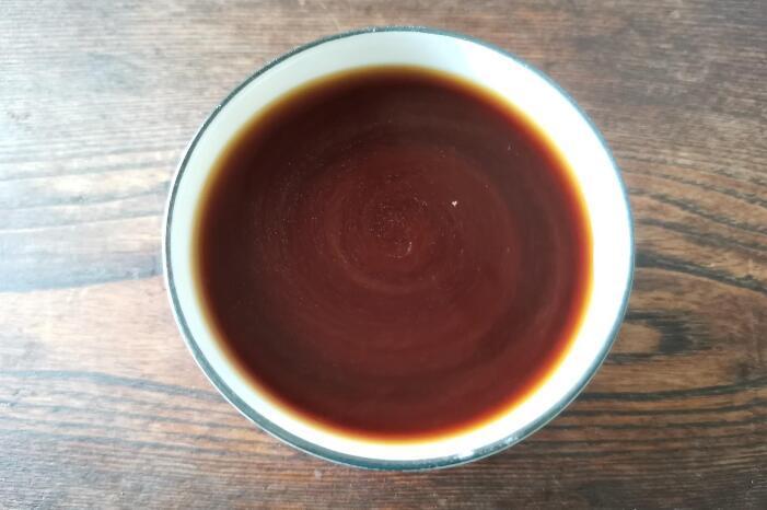 香菇加上豆腐这么做最绝配,上桌就香气四溢,比大鱼大肉都好吃