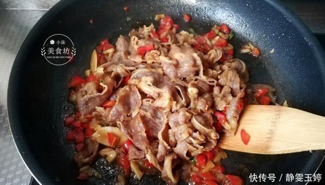 豆腐里加2个鸡蛋，不炒不炸，8分钟出锅，上桌瞬间被扫光，太香了