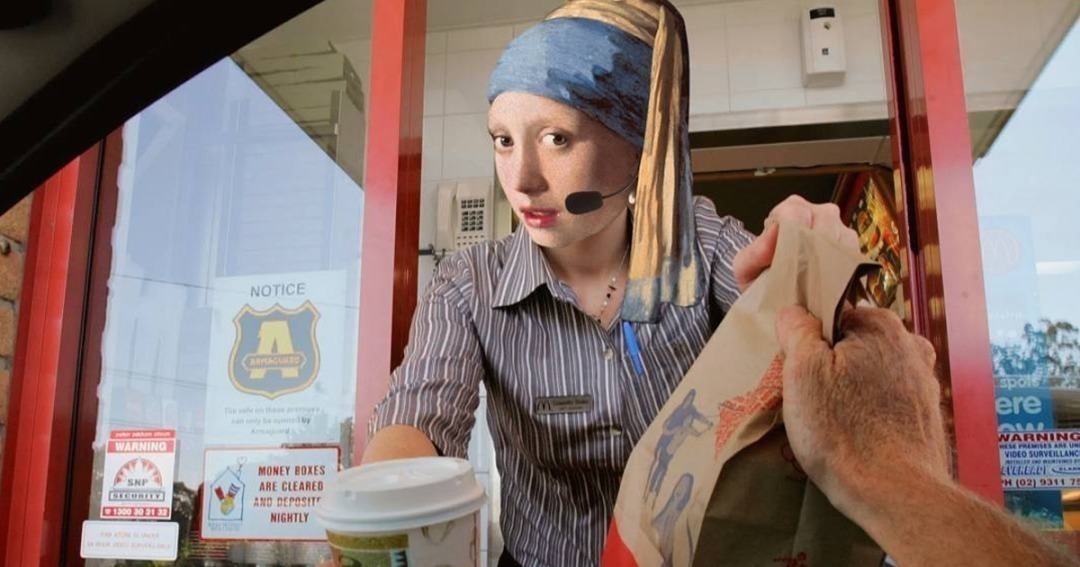 阿尔勒!艺术PS大神恶搞世界名画,梵高和蒙娜丽莎哭晕在厕所…