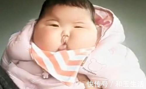 闺蜜|8月龄宝宝吃母乳胖成球,妈妈沾沾自喜换来了医生的“风险预警”