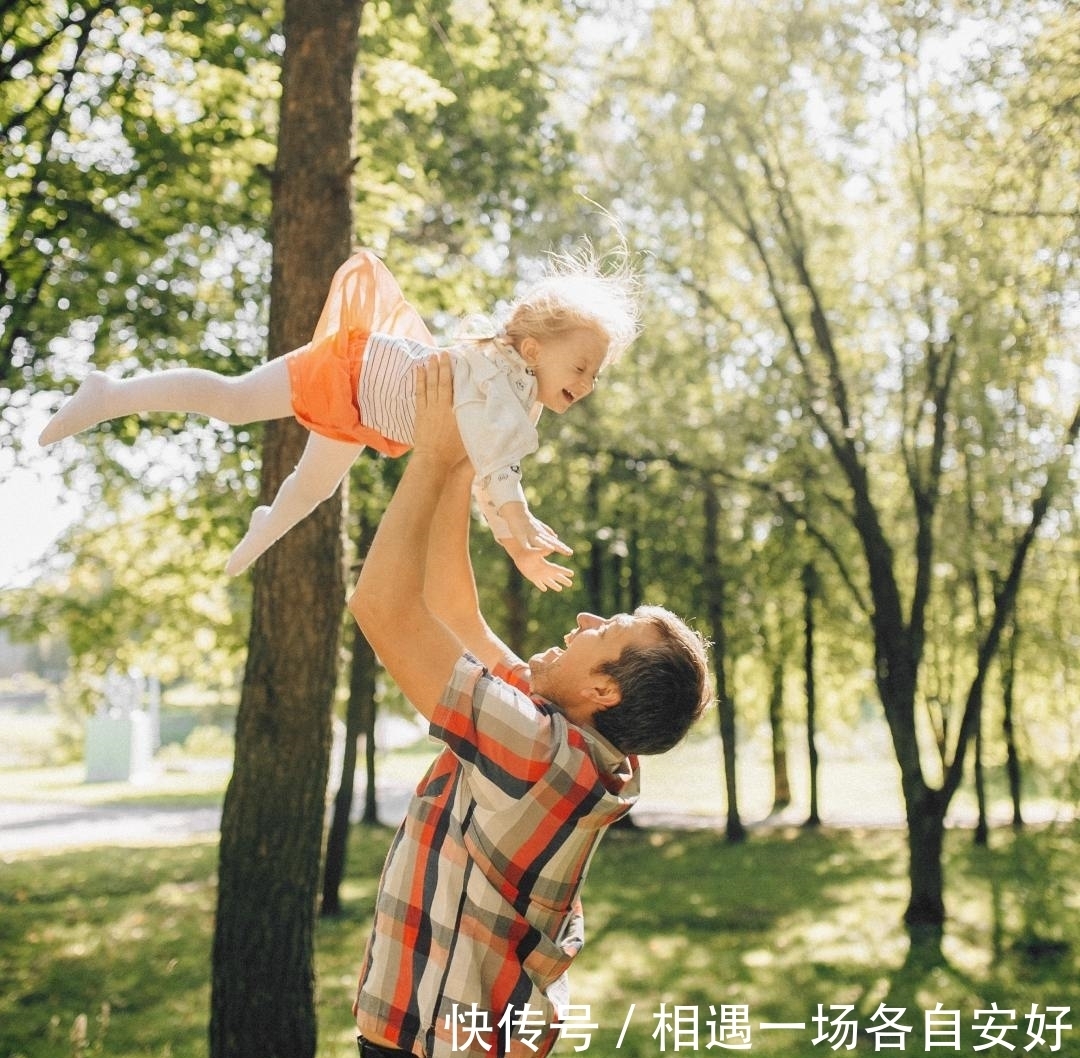 妈妈|新生儿出生会认爹吗?娃怎么才能认识自家老爹呢?