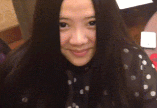 |搞笑GIF： 你可能永远不知道 长发女孩脸到底能有多大