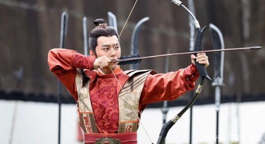 交好|都是一母所生, 为什么李元吉唯独与李建成交好, 而恨李世民呢！