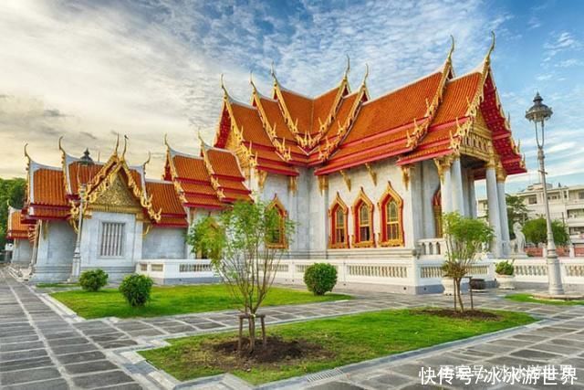 走进“万佛之国”，这里有神奇的黎明寺，但你不知道它的夜晚更美