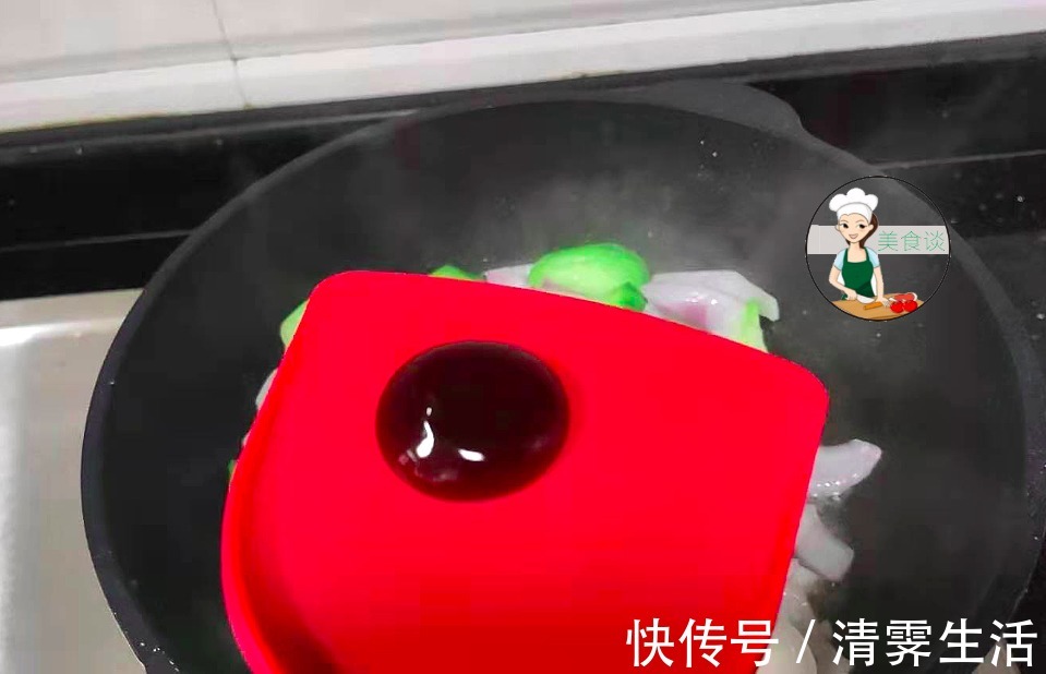素菜|夏天此两样素菜一起炒，不放肉也很鲜美，清香爽口，吃一周都不腻