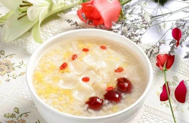 莲子|遮瑕霜反而是色斑问题越来越严重那么有什么好的美白方法呢