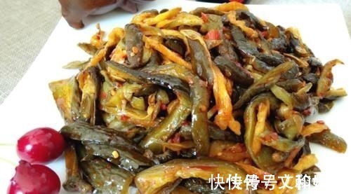 积食|儿科医生提醒:这3种“毒早餐”,别再给孩子吃,阻碍孩子发育