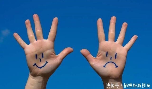 晓雯|俩同龄发小,一个20岁生娃,一个30岁生娃,38岁相见时差距太大