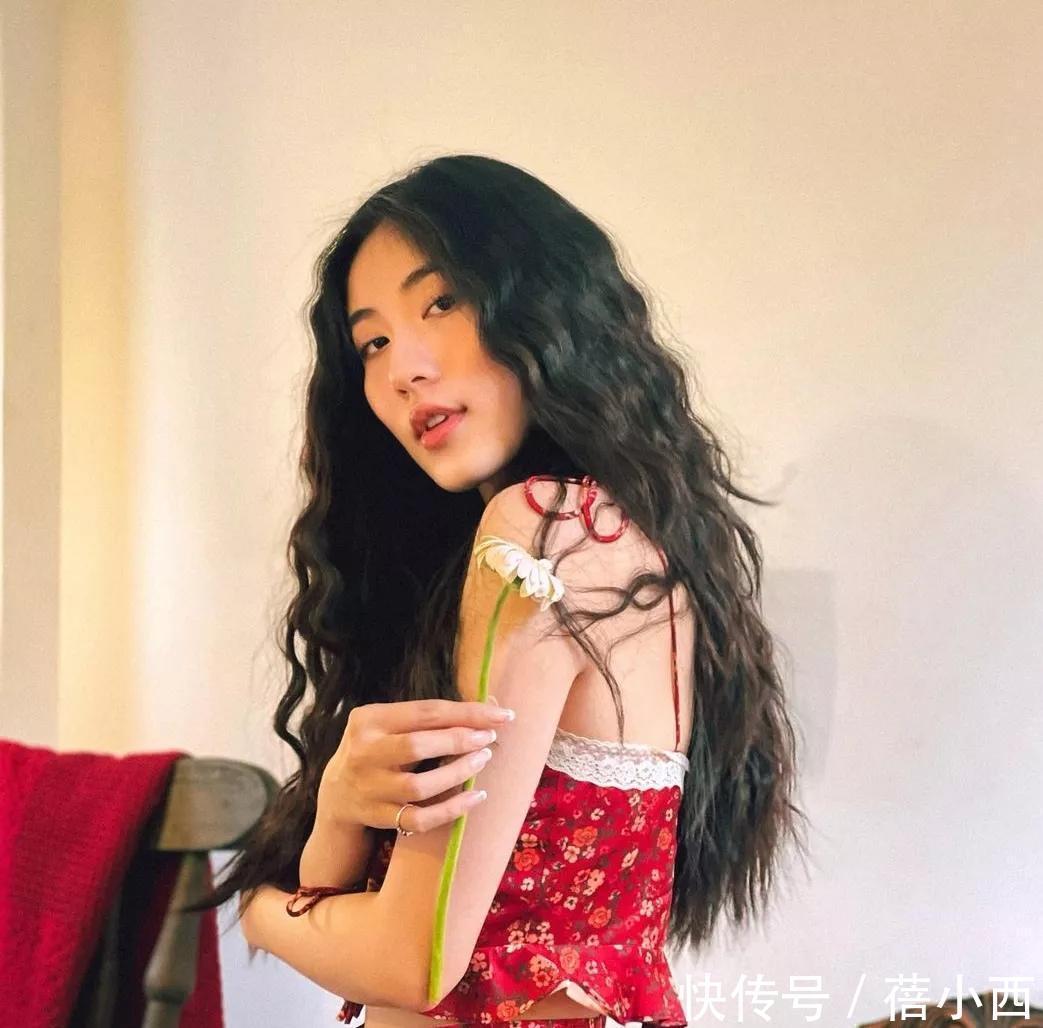 美眉们 一定要尝试这几款发型,让你瞬间秒变“美少女”!