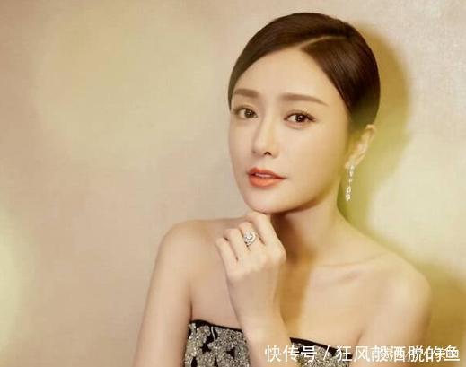 在男生的眼中,女生这4种不起眼的小物件,不仅有吸引力还很加分