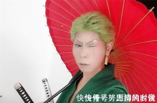 罗宾|扮演海贼王角色,乔巴可爱,索隆无语,罗宾好像有点小了