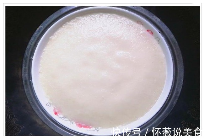 面粉汤圆水煮无味,油炸太油腻,教你新吃法,出锅比红烧肉还香甜