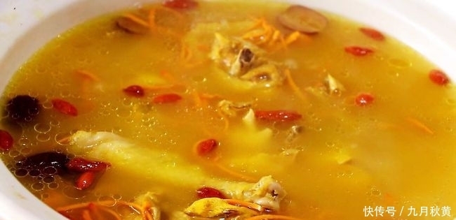 鸡汤|你吃过虫草花鸡汤吗?小火慢煨出来的鸡汤,喝着特别的鲜