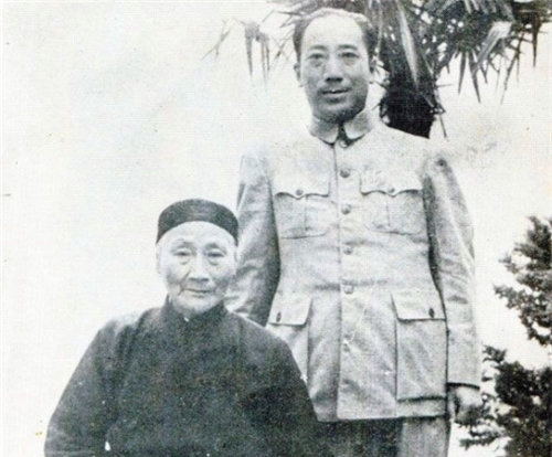 女特务|唯一健在的军统女特务：戴笠为人很正派，和抗日剧中形象截然相反