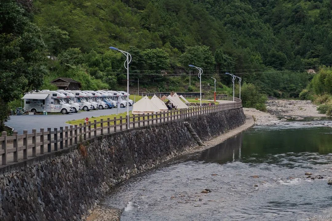 居所|太拉風(fēng)了！螞蟻探路帶領(lǐng)房車露營真人秀節(jié)目慶元拍攝圓滿殺青