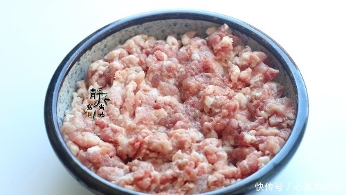 氽猪肉丸的正确做法,不腥不柴不用淀粉,香嫩弹滑,照做保好吃