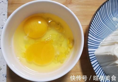 心灵鸡汤|早餐要快捷又要营养丰富:内酯豆腐蒸鸡蛋这样做,十分钟搞定