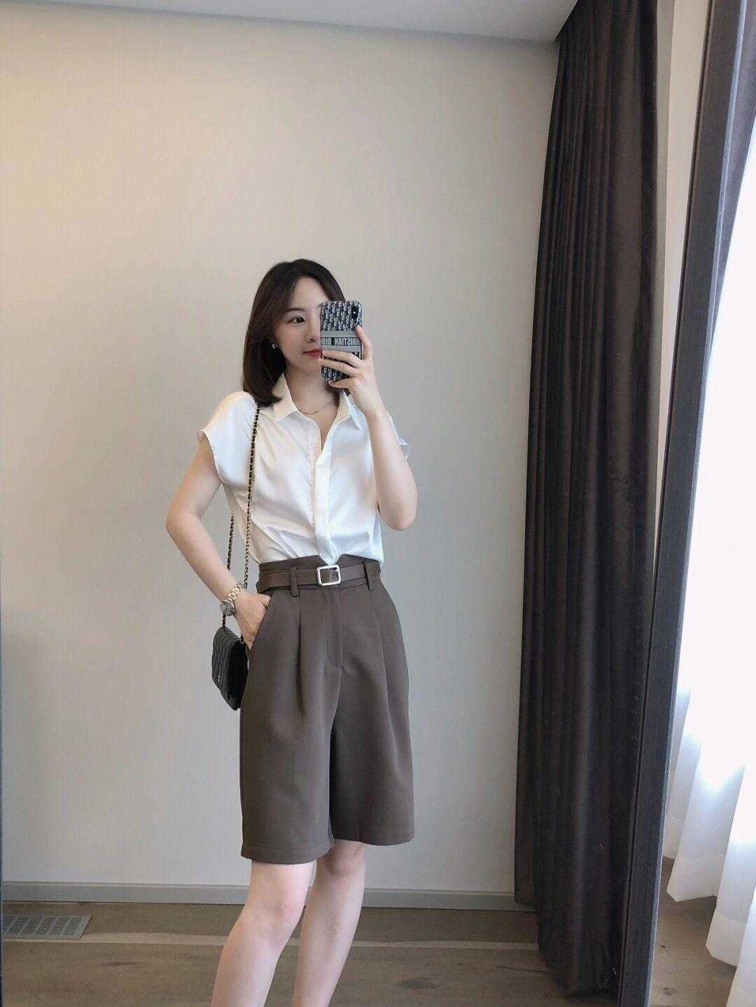 搭配|成熟女性怎么穿才实用又时尚?这些日常穿搭的模板,照着穿很高级
