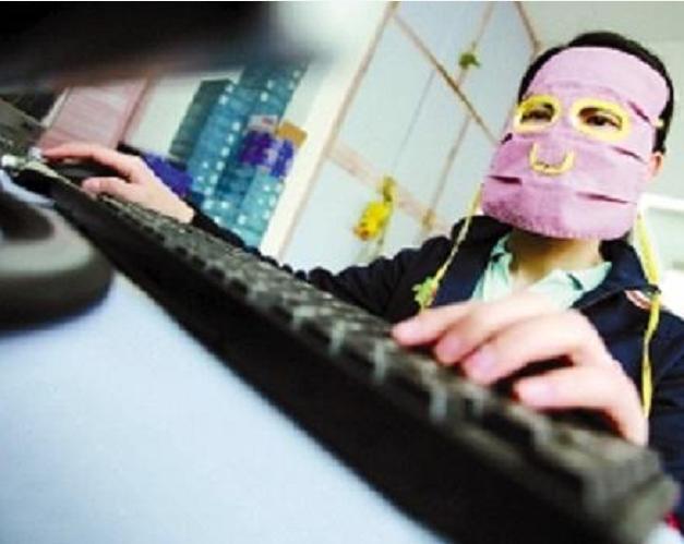 手机|孩子出生后没有鼻子,却拥有两根触角般的“须子”,妈妈悔不当初