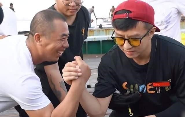 求邓超、陈赫、鹿晗不要再碰瓷打工人了!