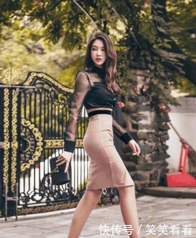 优雅|街拍:打造好身材穿包臀裙就够了,不仅优雅还特别有女人味!