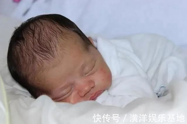 孩子|宝宝湿疹反复太难缠,妈妈好心疼,对付宝宝湿疹弄懂这些很有必要